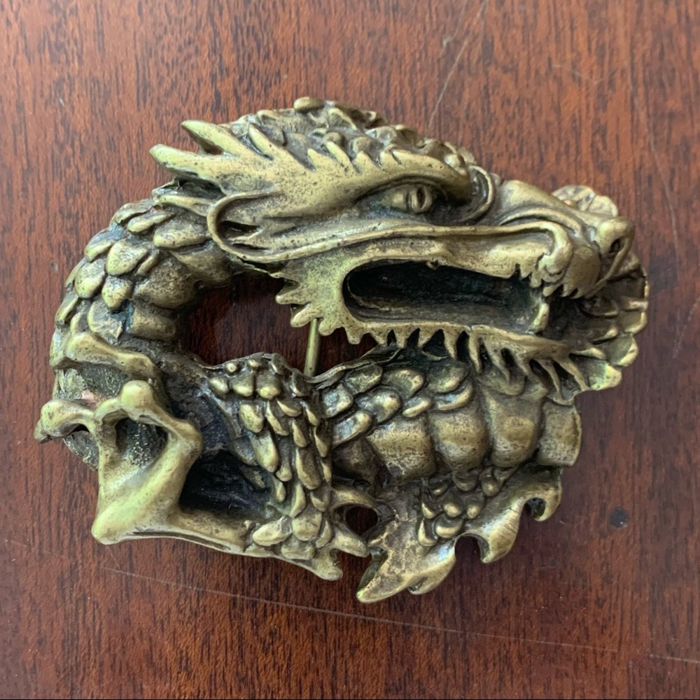 Dragon metal belt buckle